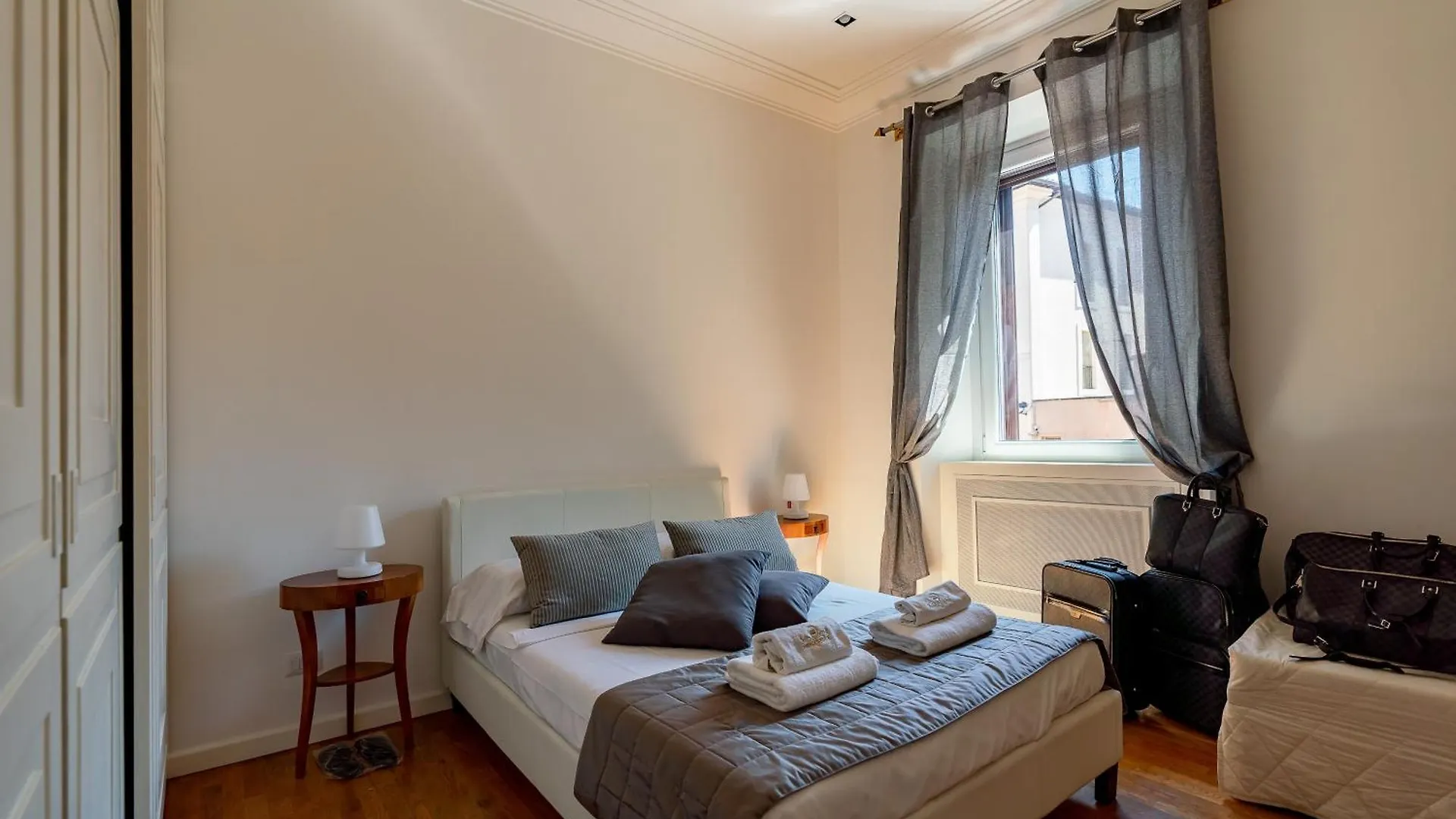 Bellavista Crispi Piazza Del Popolo Apartment Rome
