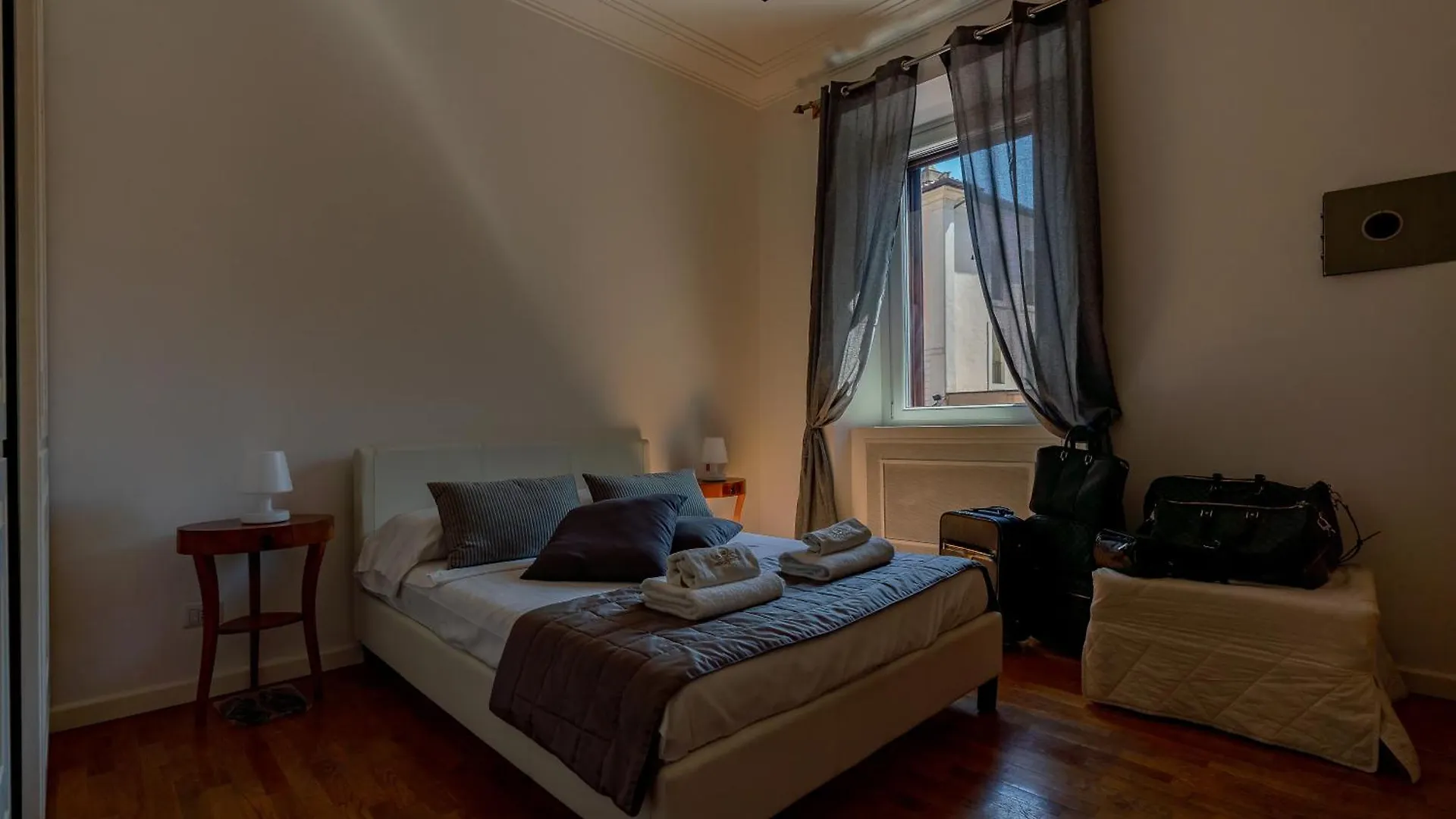 Bellavista Crispi Piazza Del Popolo Apartment Rome